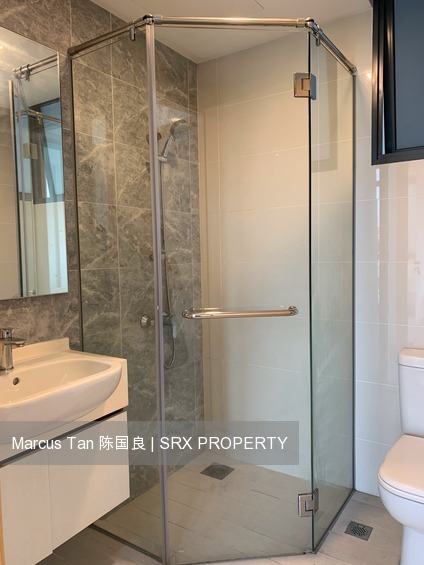 La Fiesta (D19), Condominium #209233921